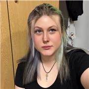 I am a creative minded artist who wants to inspire and help young minds find the beauty in art aswell.